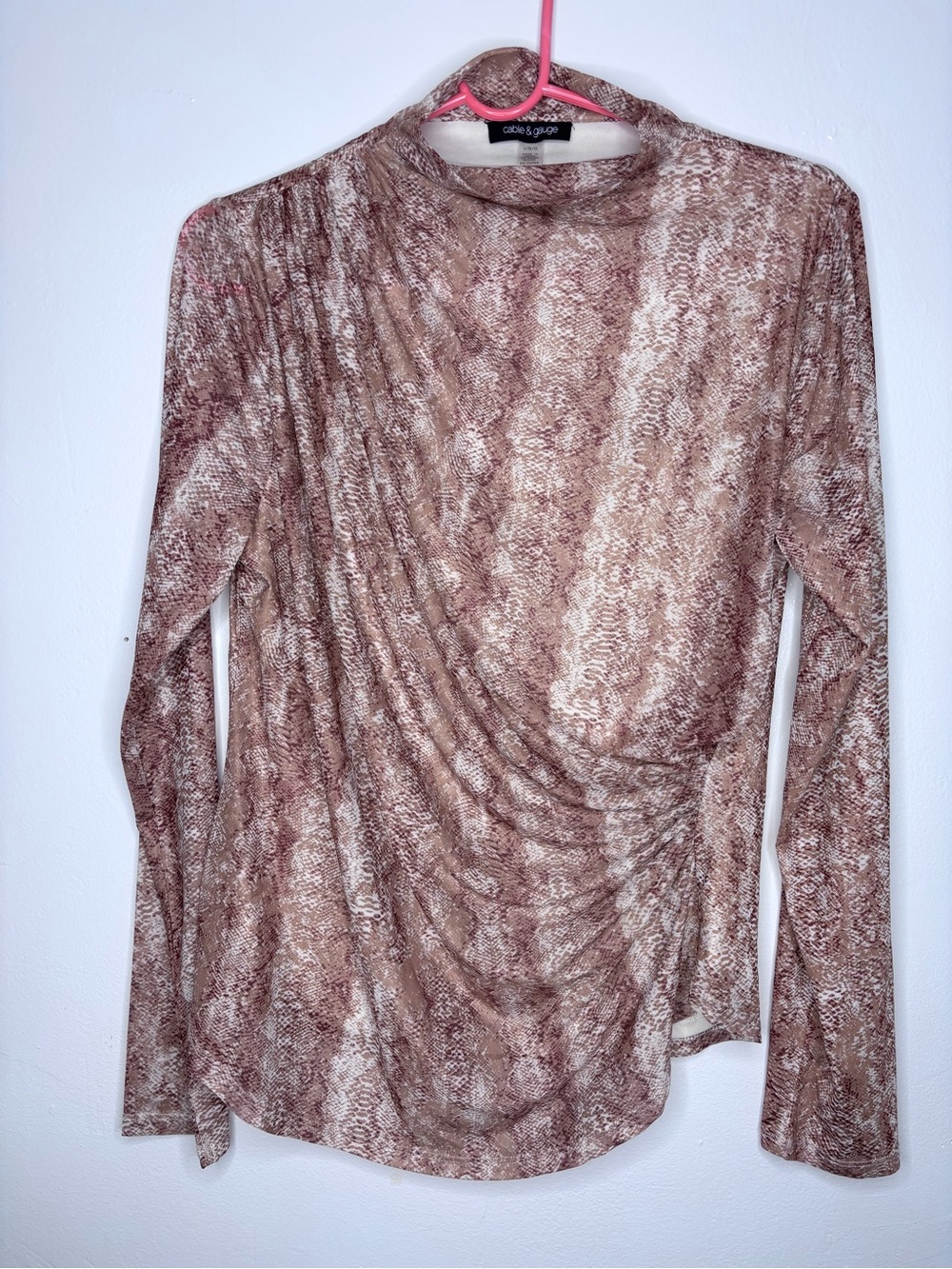 Cable & Gauge Asymmetrical Top